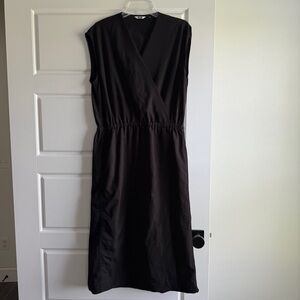 Uniqlo Black Sleeveless Faux Wrap Dress